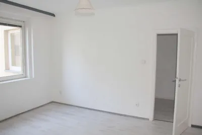 2-Zimmer-Wohnung mieten in Wiener Neustadt – 60 m², € 789 – Bild 4 von 8