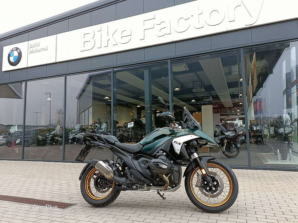 BMW R 1300 GS Vorzugsmotorrad (6J86873) Tramuntana Enduro