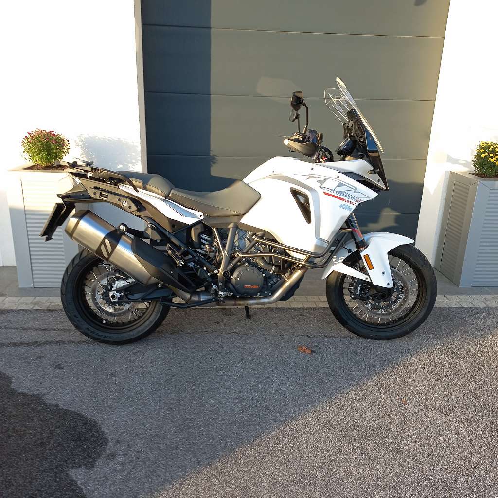 KTM 1290 Super Adventure T inkl. Original KTM Kofferset Tourer