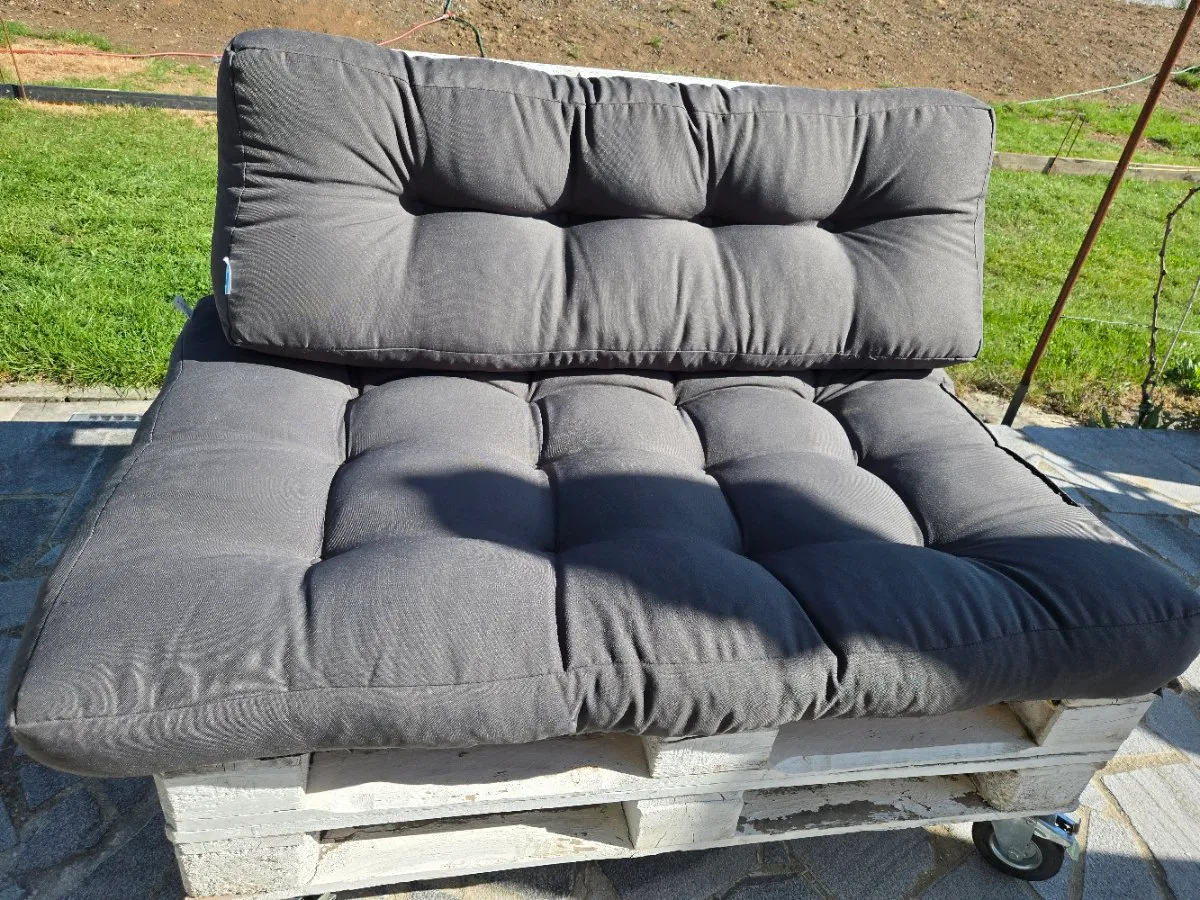 Auflagen für Palettenmöbel, € 40,- (3531 Niedernondorf)