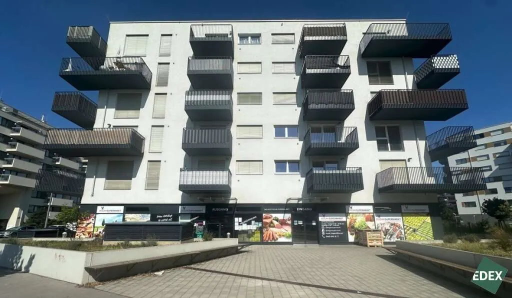 Moderne Gewerbefläche mit hoher Sichtbarkeit und flexibler Nutzung - Ansicht 2
