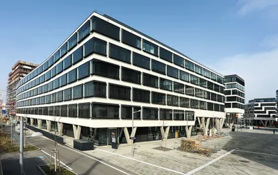 Gewerbeimmobilie mieten in Wien – 632 m², € 19