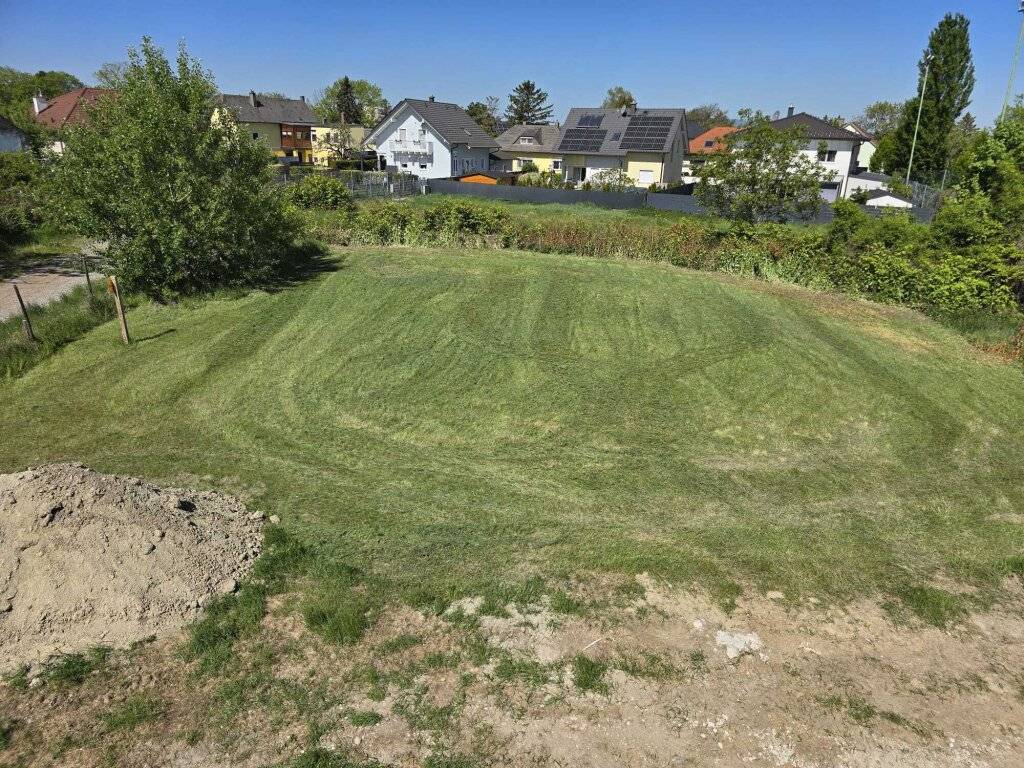 Idyllisches Baugrundstück in Ruhelage - Ansicht 2