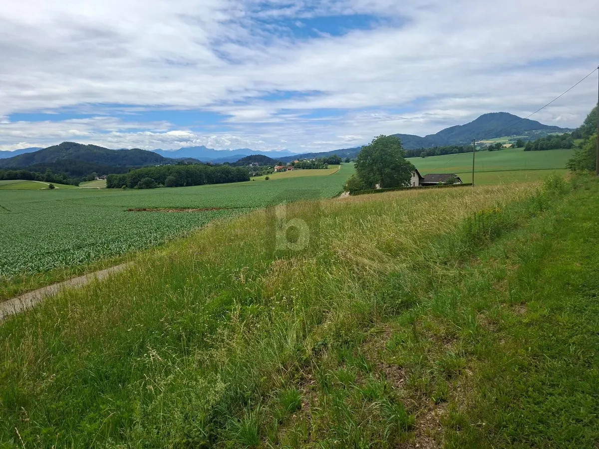 Preisreduktion! RUHIGE LAGE UND NAHE ZU KLAGENFURT - Widok 3