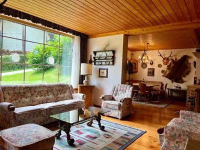 4-Zimmer-Wohnung kaufen in Feldkirchen – 120 m², € 259.000 – Bild 1 von 23