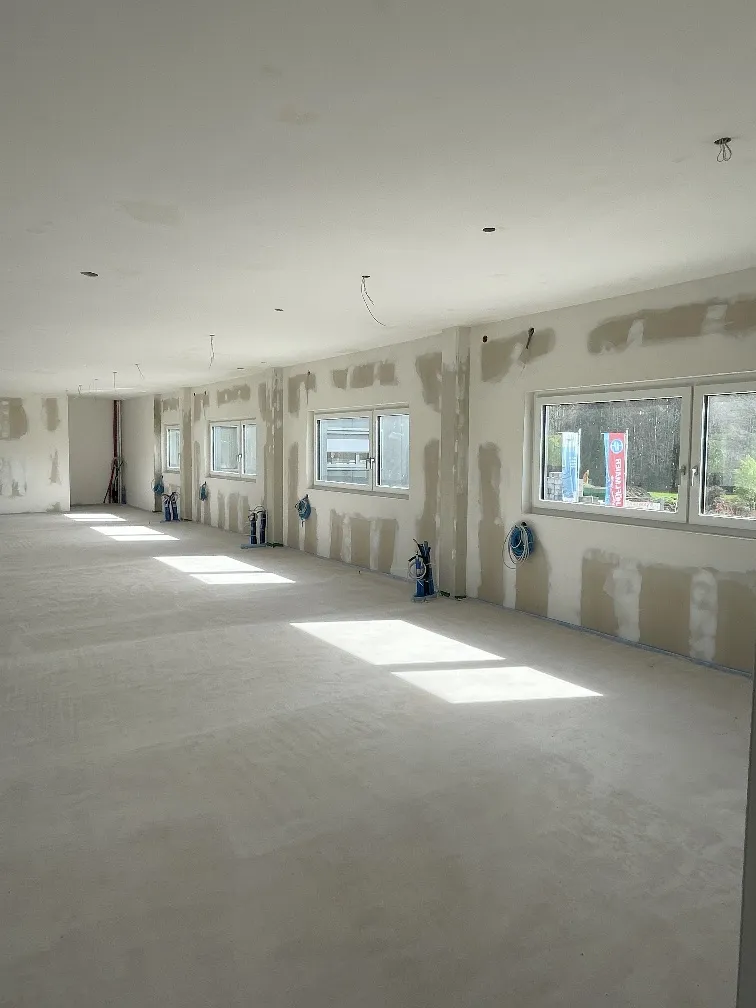 Bürofläche - Geschäftslokal provisionsfrei Neubau in Perwang am Grabensee - Ansicht 2