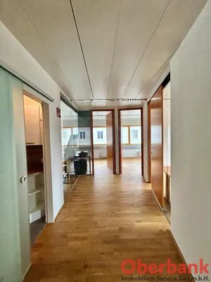 5-Zimmer-Gewerbeimmobilie mieten in Linz – 85 m², € 990 – Bild 7 von 9