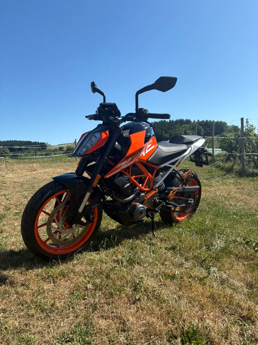 KTM 390