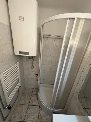 2-Zimmer-Wohnung mieten in Baden – 50 m², € 750 – Bild 3 von 5