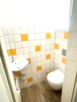 7-Zimmer-Haus mieten in Tulln – 170 m², € 1.950 – Bild 16 von 22