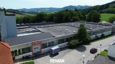 Gewerbeimmobilie mieten in Amstetten – 2 863 m²