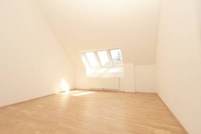 SONNIGE 2-Zimmer-Wohnung mit Terrasse! – Bild 2