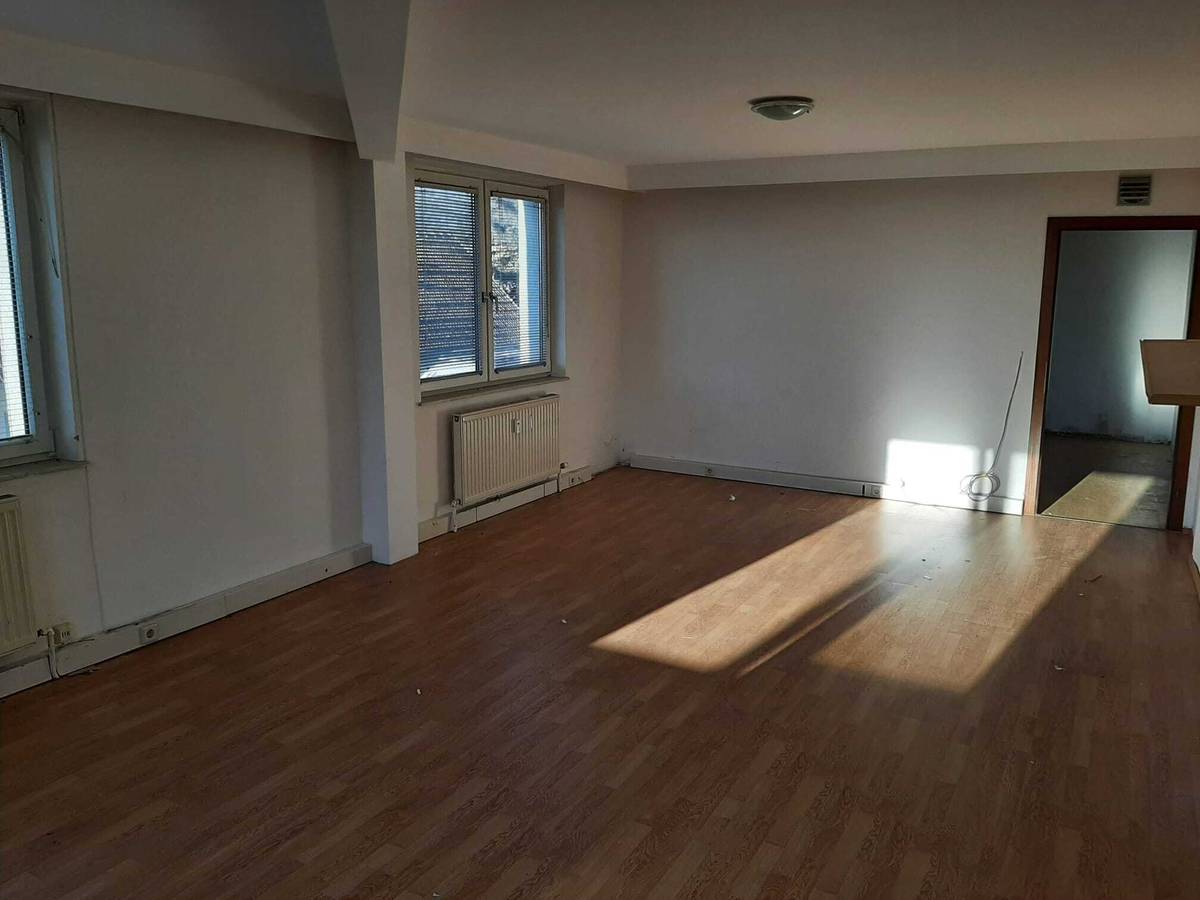 BÜROFLÄCHEN: 30 m², 53 m², 83 m² IM GEWERBEGEBIET SCHWECHAT/ZWÖLFAXING - PERFEKTE ANBINDUNG AN S1 + FLUGHAFEN WIEN - Ansicht 2