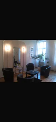 Gewerbeimmobilie mieten in Bruck an der Leitha – 20 m², € 300 – Bild 2 von 2
