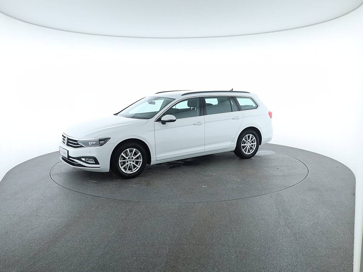 VW Passat Variant Business TSI