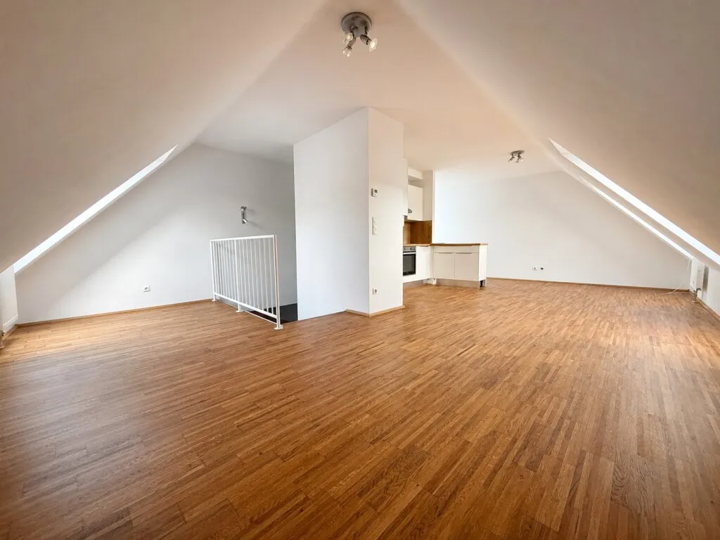 Moderne Maisonettewohnung mit Stadtpanorama - 87,77 m² Wohnfläche mit Dachterrasse - Widok 2