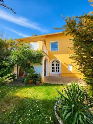 7-Zimmer-Haus kaufen in Baden – 150 m², € 495.000 – Bild 1 von 19
