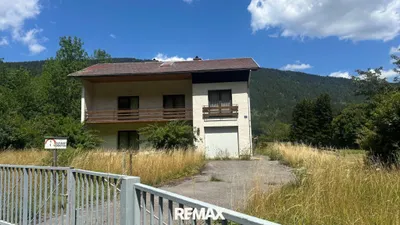 4-Zimmer-Haus kaufen in Neunkirchen – 117 m², € 179.000 – Bild 1 von 11