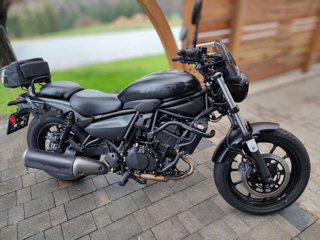Kawasaki Eliminator 500 mit Extras Tourer