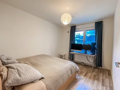 Helle 2-Zimmer-Wohnung mit Balkon - ideal für Singles oder Pärchen – Bild 2