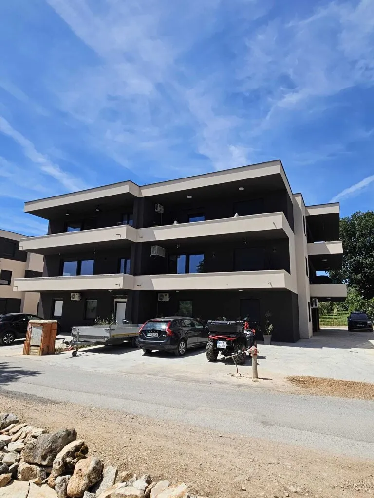 Charmante 2-Zi-Ferienwohnung mit Garten, Terrasse & Stellplatz in Medulin, Kroatien! - Ansicht 2