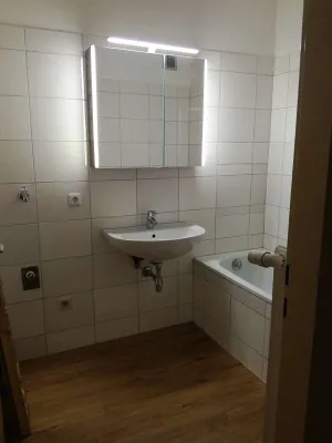 2-Zimmer-Wohnung mieten in Baden – 53 m², € 800 – Bild 3 von 6