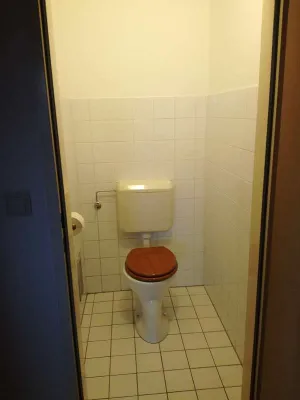 2-Zimmer-Wohnung mieten in Baden – 53 m², € 800 – Bild 4 von 6