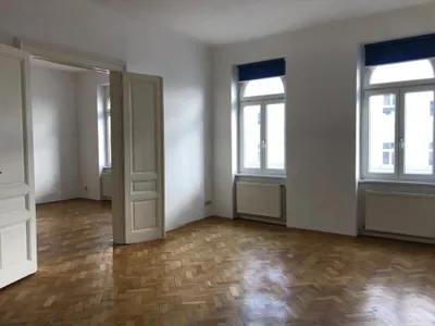 Klassische 2 1/2-Zimmer Altbaumiete Nähe Naschmarkt!