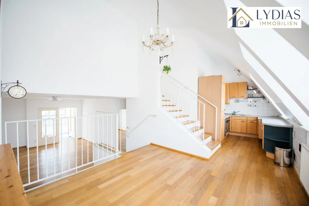 Traumhafte DG-Wohnung auf zwei Ebenen - 4 Zimmer mit hofseitiger Terrasse und Top-Infrastruktur - Ansicht 3