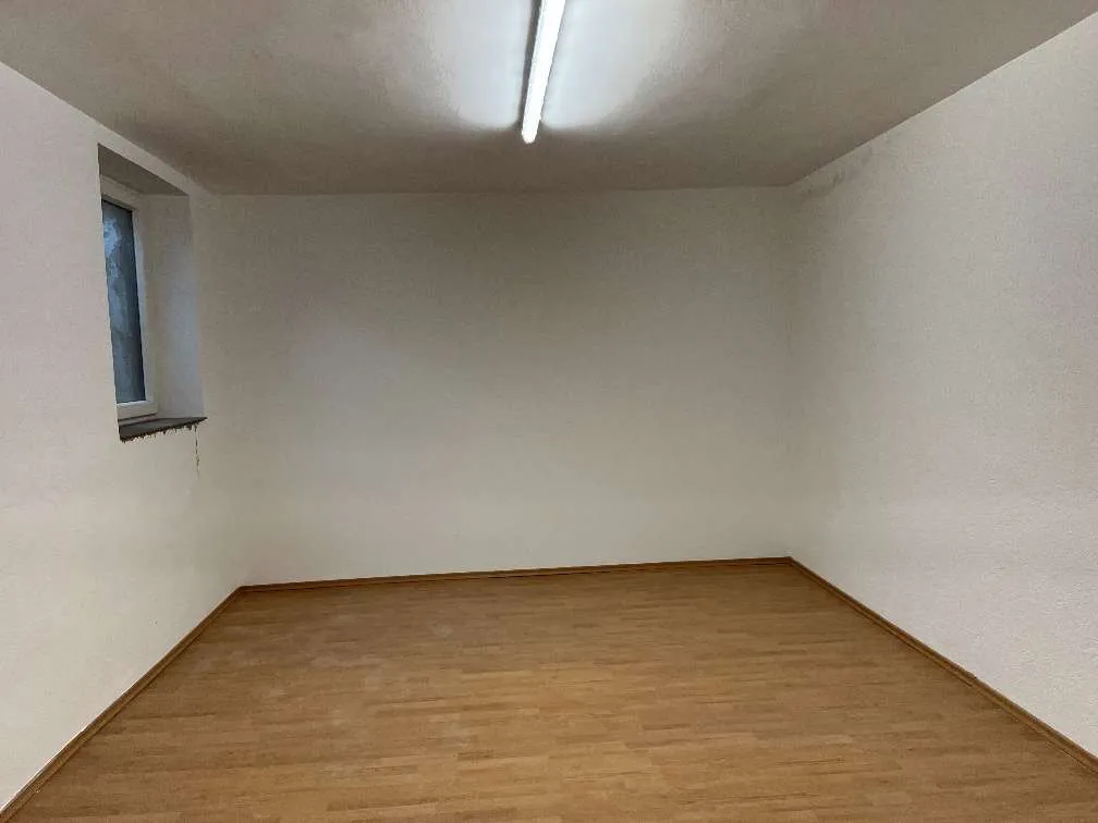 Lagerbox/Abstellraum mit ca. 64m² zu vermieten - Ansicht 3