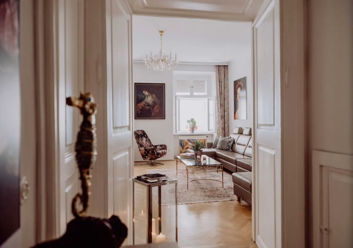 Repräsentativer Altbau-Raum in Bestlage Spiegelgasse | All Inclusive - Ansicht 2