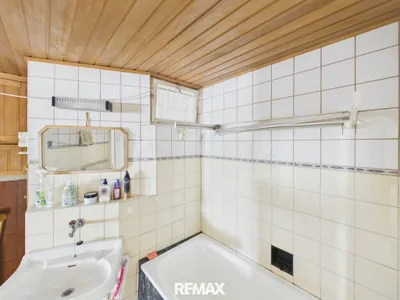 6-Zimmer-Haus kaufen in Bruck an der Leitha – 163 m², € 180.000 – Bild 10 von 16