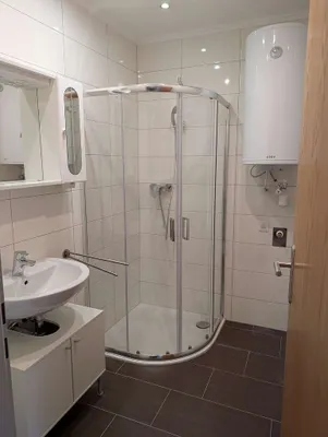 2-Zimmer-Wohnung mieten in Klagenfurt – 50 m², € 570 – Bild 3 von 3