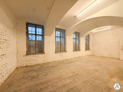 4-Zimmer-Gewerbeimmobilie mieten in Wien – 112 m², € 832