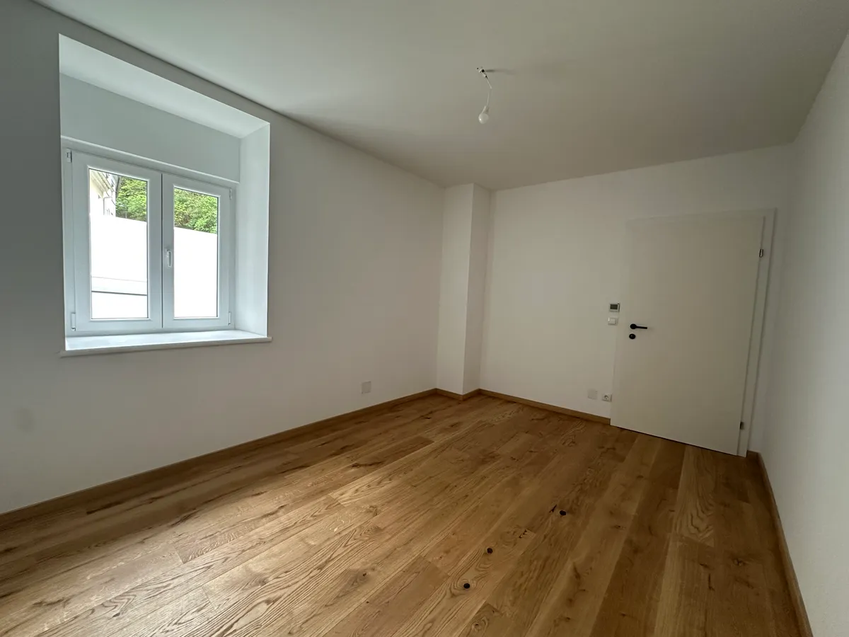 Erstbezug nach hochwertiger Sanierung | 3-Zimmer-Wohnung mit Parkplatz & Fußbodenheizung in Bad Gleichenberg - Ansicht 3