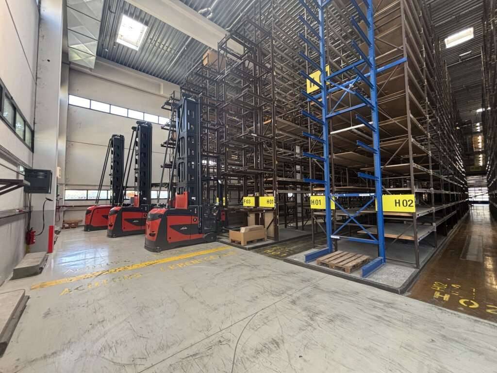 Modernes Hochregallager (12 m) mit Fördertechnik & Top-Infrastruktur - Ansicht 2