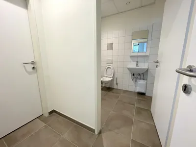 Gewerbeimmobilie mieten in Wien – 130 m², € 2.350 – Bild 9 von 10