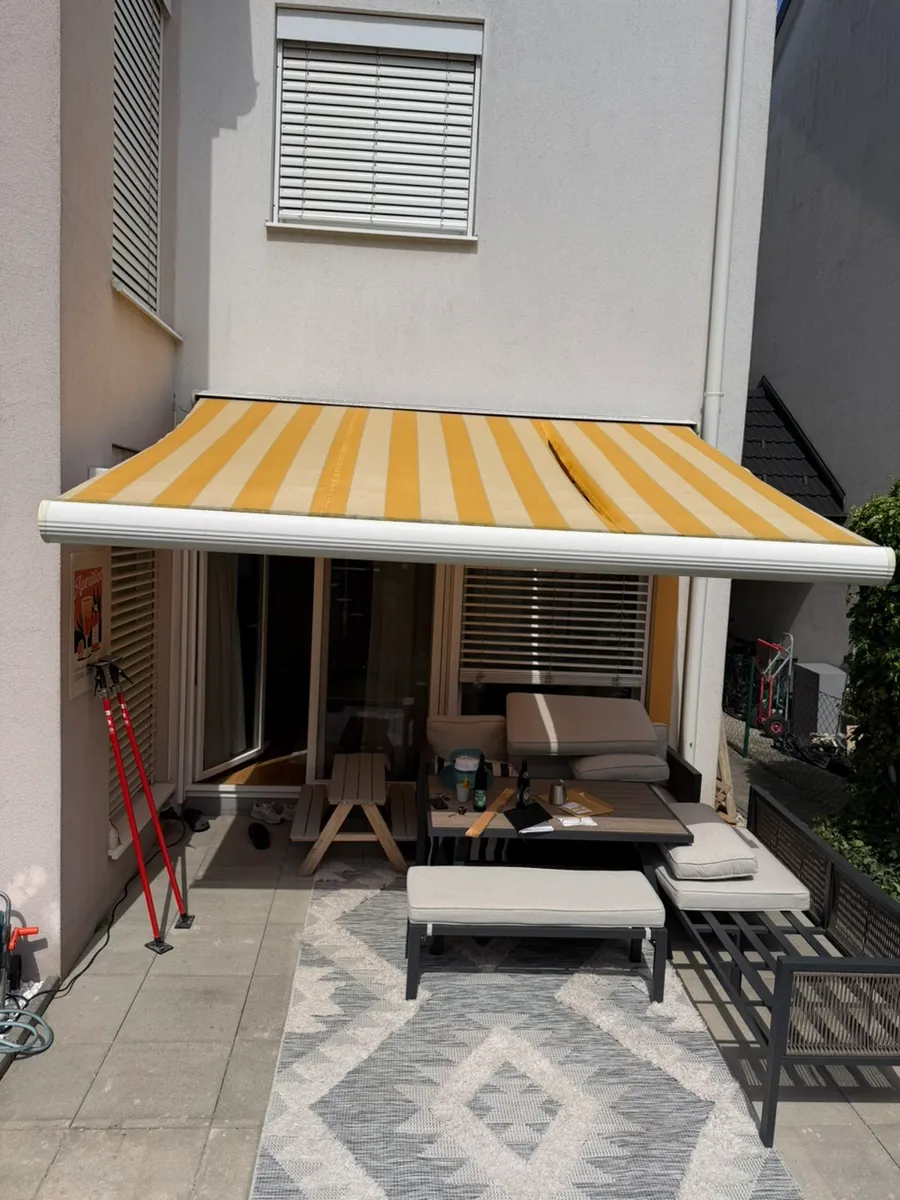 tent with blackout Core Equipment 6-Person Instant Cabin Blockout guitar effect Diopter:-4.00 and backyard use Camping Riviera d'Azur in