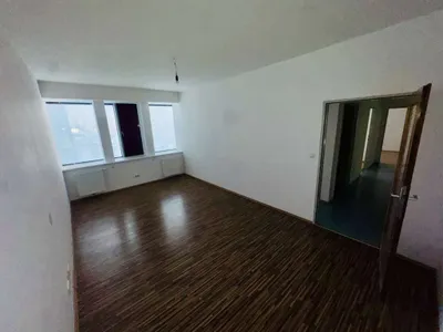 11-Zimmer-Gewerbeimmobilie mieten in Bruck-Mürzzuschlag – 70 m², € 4.287 – Bild 32 von 33