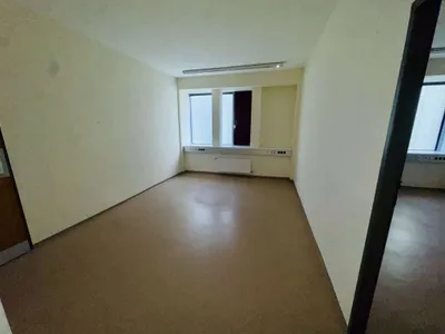 11-Zimmer-Gewerbeimmobilie mieten in Bruck-Mürzzuschlag – 70 m², € 4.287 – Bild 20 von 33