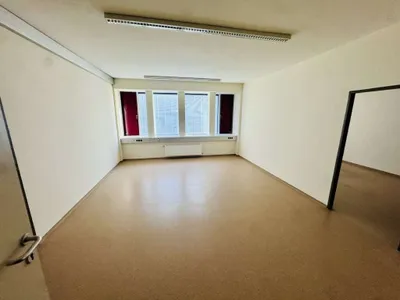 11-Zimmer-Gewerbeimmobilie mieten in Bruck-Mürzzuschlag – 70 m², € 4.287 – Bild 4 von 33