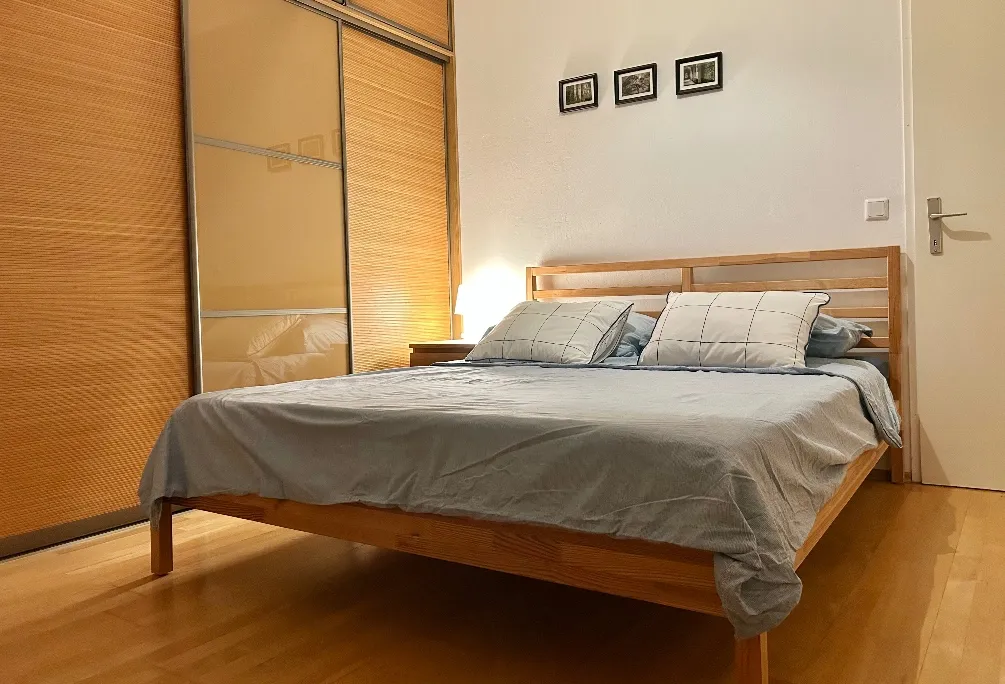 DACHWOHNUNG 67 m² + 8 m² TERRASSE KEPLERPLATZ - Ansicht 2