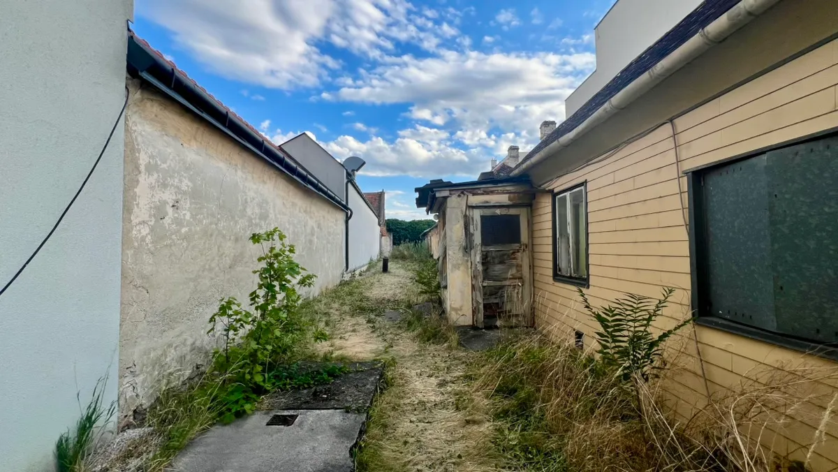 PRIVATVERKAUF: Baugrundstück in Bestlage von 2351 Wiener Neudorf - 653 m² mit großem Garten | € 430.000 VB - Ansicht 3