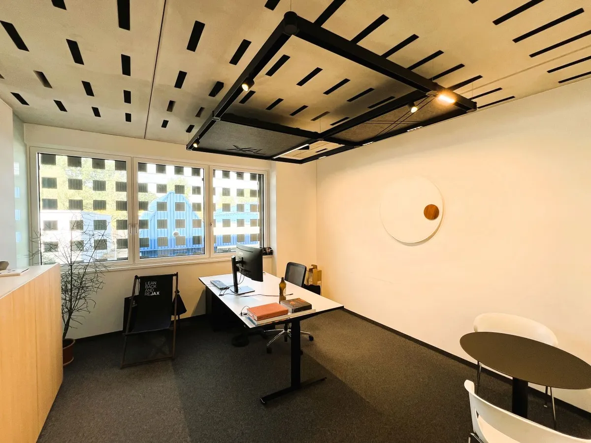 Hochwertige Bürofläche mit 177 m² im PLANQUARTIER zu vermieten - Ansicht 2