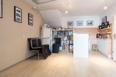 Gewerbeimmobilie kaufen in Linz – 850 m², € 890.000
