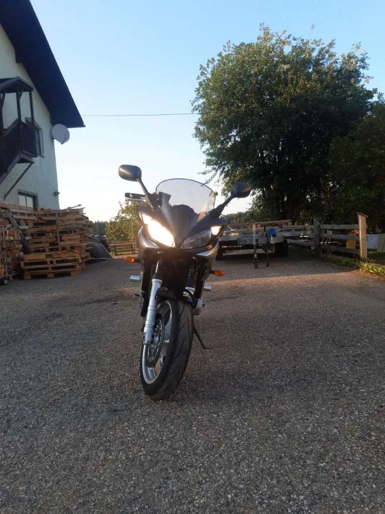 Yamaha FZ