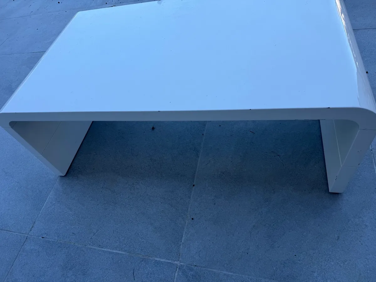 Couchtisch zum verschenken, € 0,- (7361 Kroatisch Geresdorf)