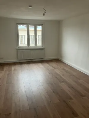 2-Zimmer-Wohnung mieten in Österreich – 77 m², € 1.200 – Bild 3 von 3