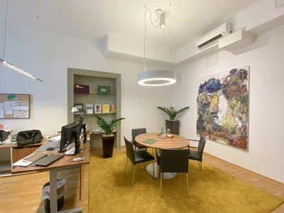 7-Zimmer-Gewerbeimmobilie mieten in Salzburg Stadt – 244 m², € 4.687 – Bild 7 von 12