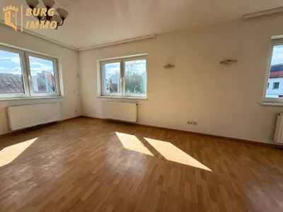 Gewerbeimmobilie kaufen in Bruck an der Leitha – 219 m², € 380.000 – Bild 2 von 17